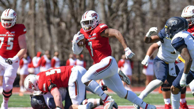 Julius Chestnut, Sacred Heart